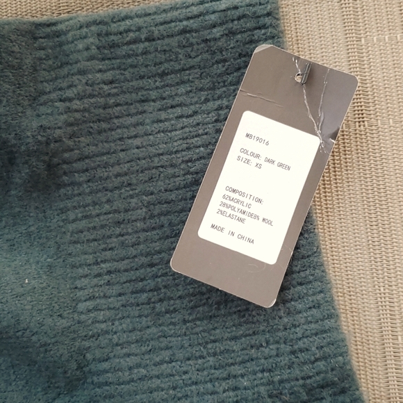 NWT Woolen Bloom sweaters, green - Picture 2 of 3